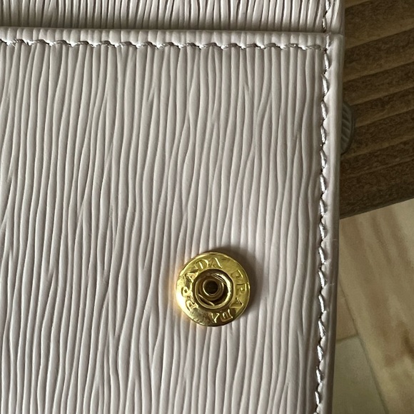 LIKE NEW Authentic Prada powder pink long wallet - Picture 6 of 8